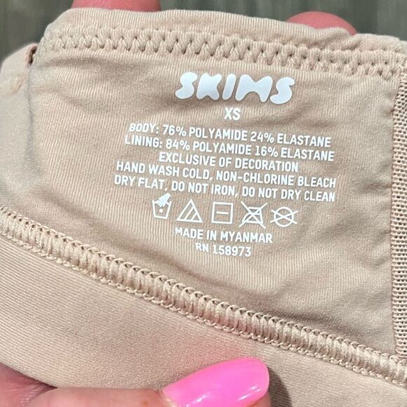 NWT Skims Fits Everybody Crossover Bralette Lined In Power Mesh Mica Size XS - Picture 5 of 5